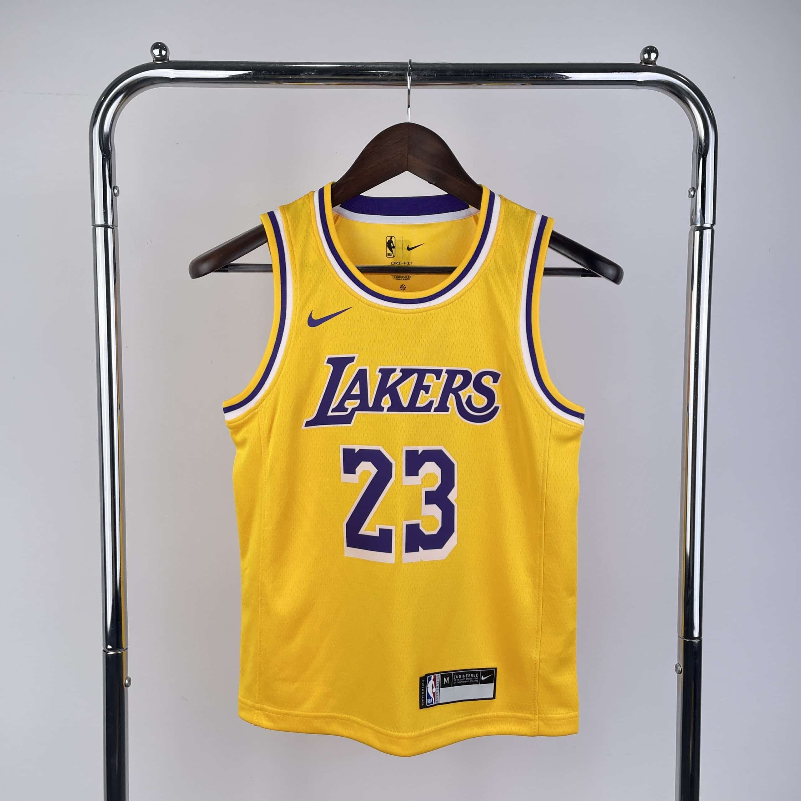IMG_9281 גופיית NBA לילדים - לייקרס (לברון ג'יימס) – תמונה 1