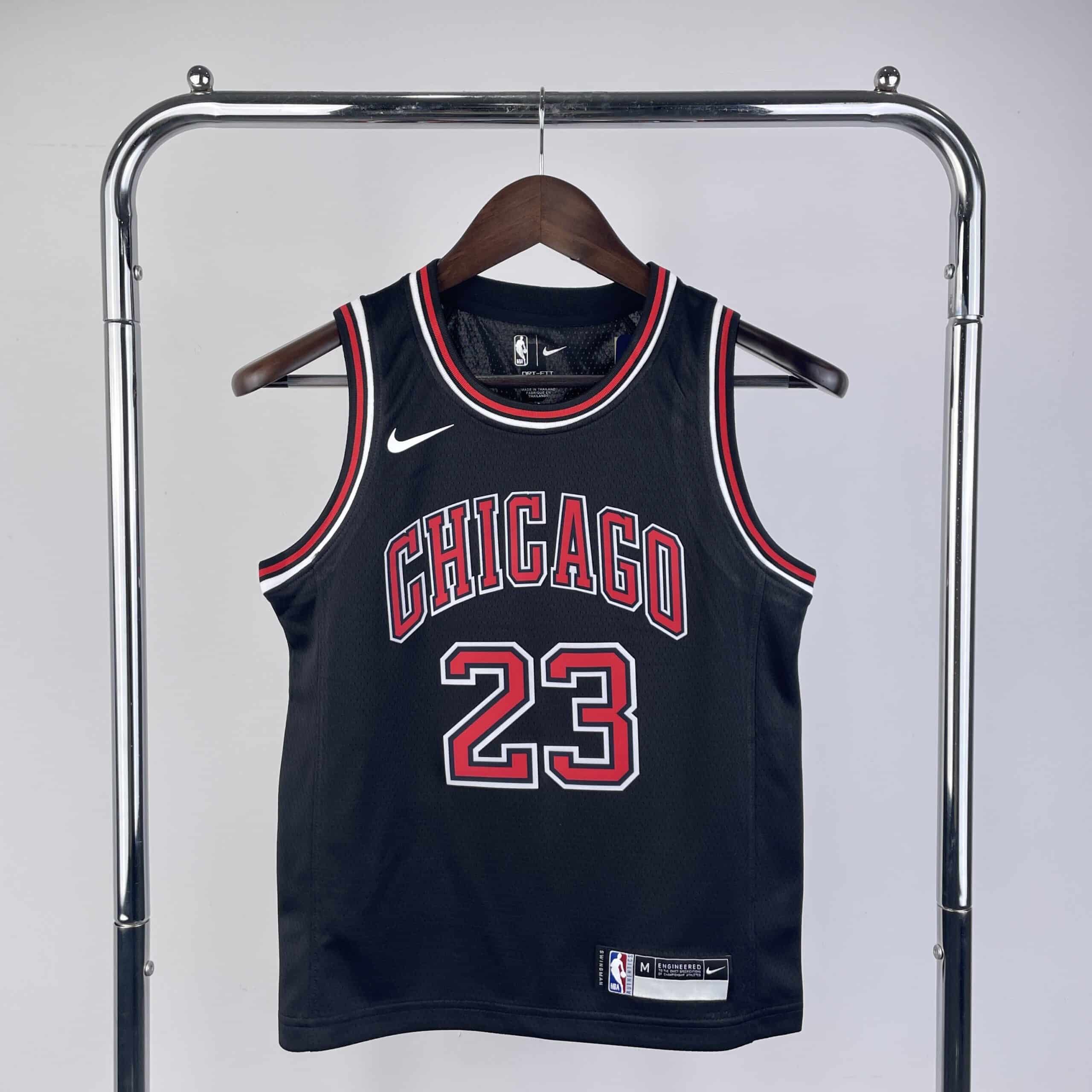 IMG_9285 גופיית NBA לילדים – שיקגו בולס (מייקל ג'ורדן) – תמונה 1