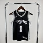 גופיית NBA לילדים – סן אנטוניו ספרס (ויקטור וומבניאמה)